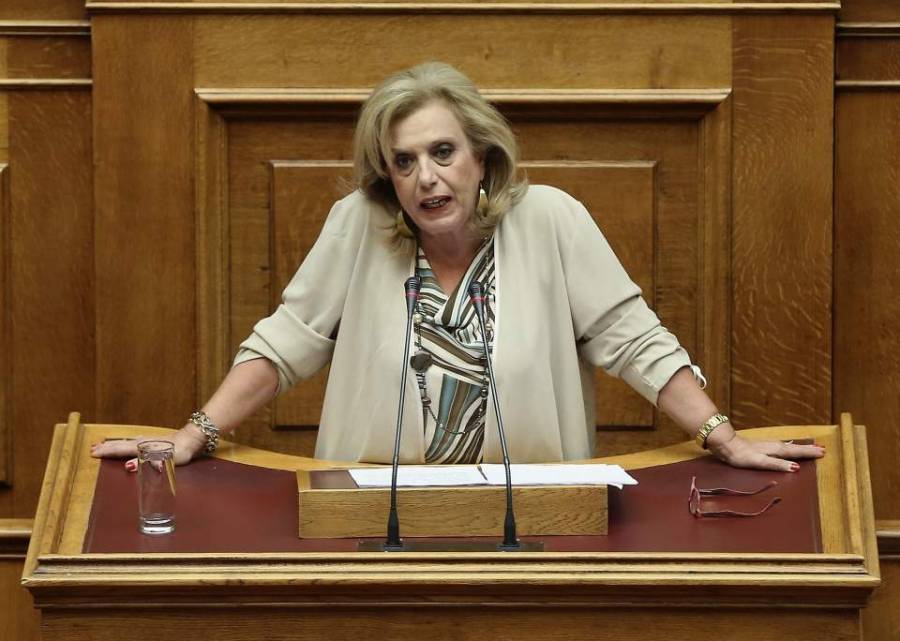 Παραιτήθηκε η Μεγαλοοικονόμου από την ΚΟ του ΣΥΡΙΖΑ