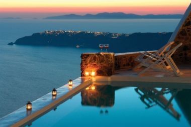 Trivago: Η αύξηση του ΦΠΑ «εκτοξεύει» τις online ξενοδοχειακές τιμές