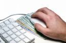 Για διαδικτυακή απάτη με πλαστές χορηγήσεις δανείων, προειδοποιεί η ΕΛΑΣ