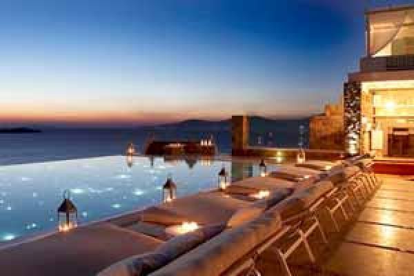Small Luxury Hotels: “Tailor made υπηρεσίες” κερδίζουν τις προτιμήσεις των ταξιδευτών στην Ελλάδα