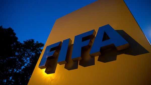 FIFA: Δήλωση-σκάνδαλο - “Είχα 1 εκατ. δολάρια και μία λίστα”