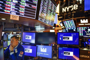 Δυναμική προσπάθεια ανόδου στη Wall Street- Τα «βλέμματα» στον πληθωρισμό