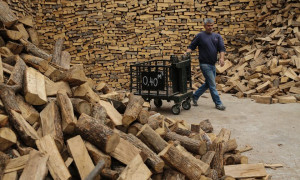 Καυσόξυλα: «Μπλόκο» με τροπολογία στις εξαγωγές