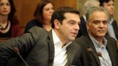 Τσίπρας: Αναζητούμε οριστική λύση για τους συμβασιούχους