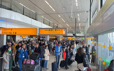 Άμστερνταμ: Παρατείνεται μέχρι Οκτώβριο το πλαφόν επιβατών στο αεροδρόμιο Σίπχολ