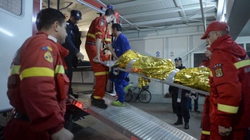 Σοκ στη Ρουμανία: Δεκάδες νεκροί από πυρκαγιά σε συναυλία