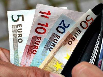 Ένας στους τέσσερις απασχολουμένους αμείβεται με ποσό μέχρι 500 ευρώ
