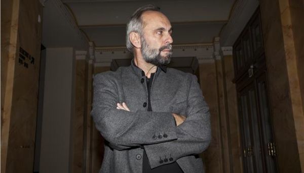 Υπ. Παιδείας &amp; Πολιτισμού: Η σειρά παραβάσεων στο Εθνικό Θέατρο οδηγεί εκτός τον καλλιτεχνικό διευθυντή