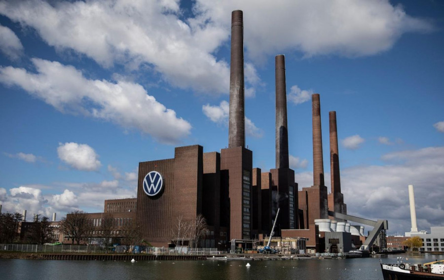 Volkswagen: Εθελούσια έξοδος για 20.000 εργαζομένους μέχρι το 2030