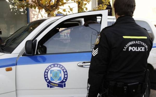 Εξαρθρώθηκε κύκλωμα διακίνησης ναρκωτικών στην Αττική