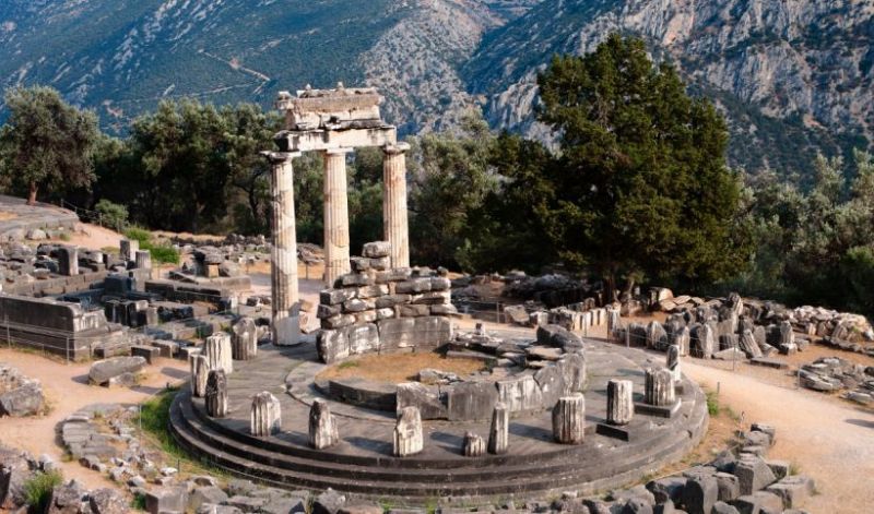 Φρένο σε ρύθμιση-κερκόπορτα για τους αρχαιολογικούς χώρους