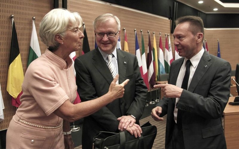 Eurogroup: Στις 13 Δεκεμβρίου τα 31,2 δισ.- 3,5 δισ στην αγορά, στο 0,5% το επιτόκιο, επαναγορά χρέους - Σαμαράς: Ξημερώνει μία νέα μέρα