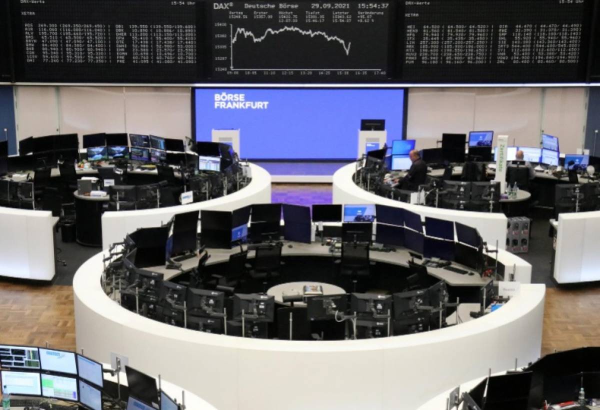 Πτώση άνω του 1% στο άνοιγμα των κυριότερων ευρωπαϊκών χρηματιστηρίων