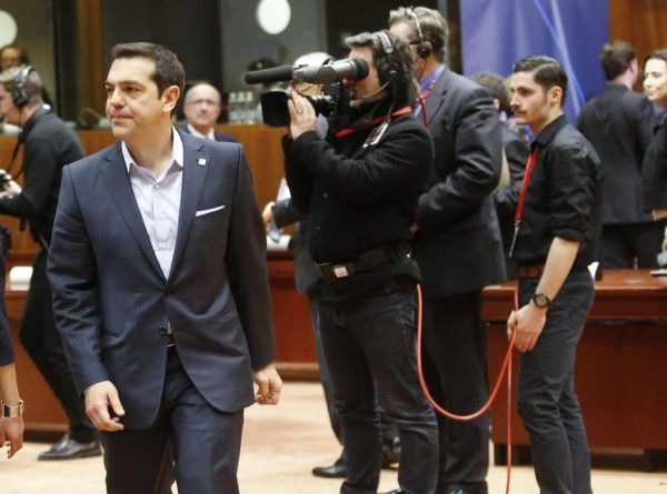 Πολιτική λύση θα ζητήσει στην επταμερή ο Α. Τσίπρας - Δυσφορία Ευρωπαίων ηγετών για τη συνάντηση