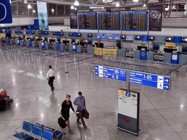 Τις 20,8 εκατ. έφτασαν οι διεθνείς αεροπορικές αφίξεις στο δεκάμηνο