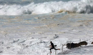 Αυστραλία: Έξι θάνατοι από πνιγμό ελέω τεράστιων κυμάτων