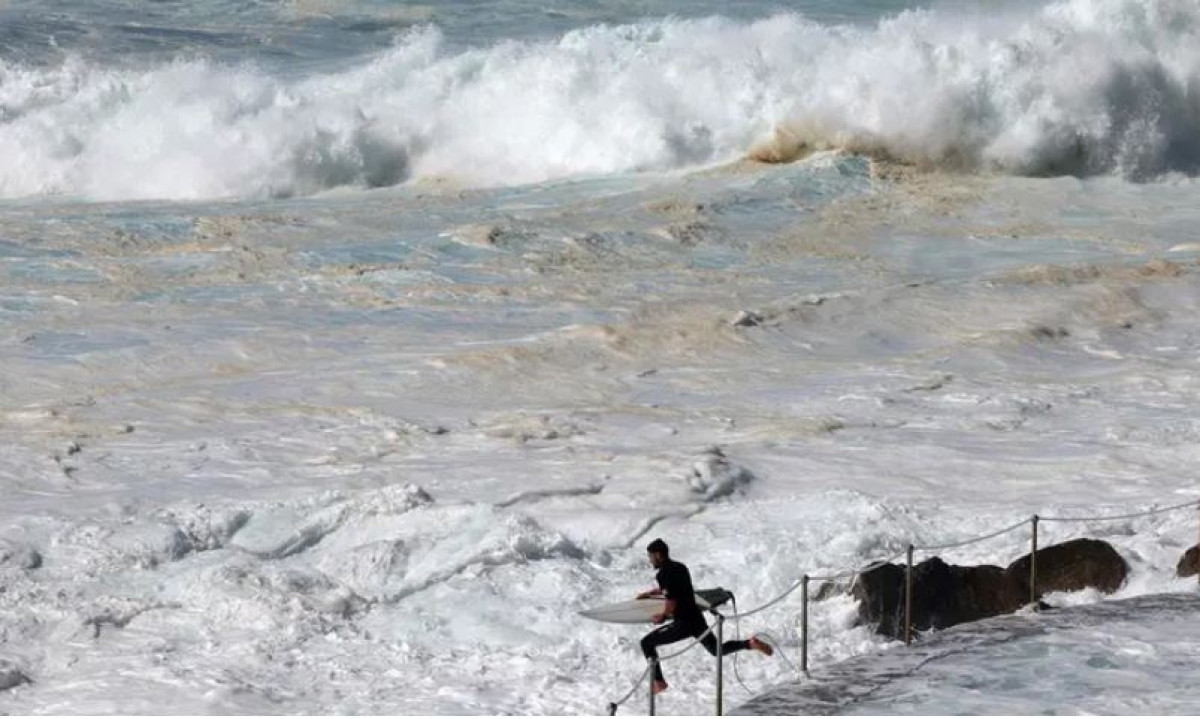 Αυστραλία: Έξι θάνατοι από πνιγμό ελέω τεράστιων κυμάτων