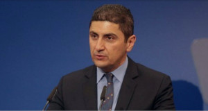 Αυγενάκης: Απαράδεκτα τα παιχνίδια σε βάρος όσων επλήγησαν