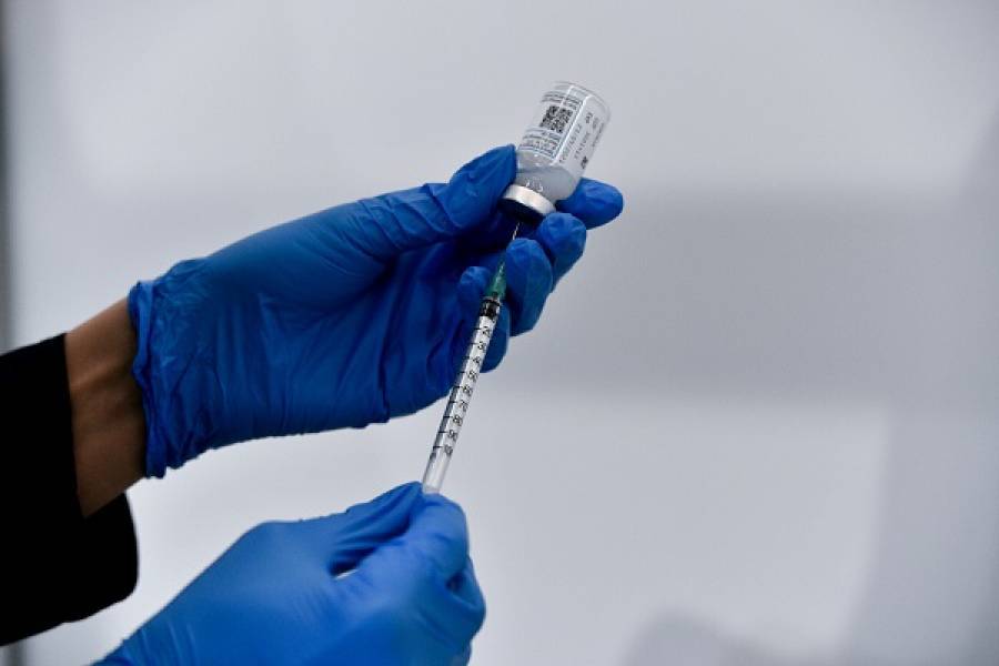 Εμβολιασμοί: Άνοιξε η πλατφόρμα για τους 18 και άνω