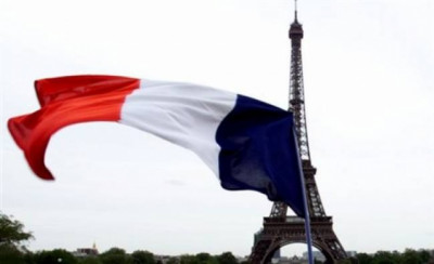 Γαλλία: Η Αριστερά ζητεί φόρο στα υπερκέρδη των πετρελαϊκών κολοσσών