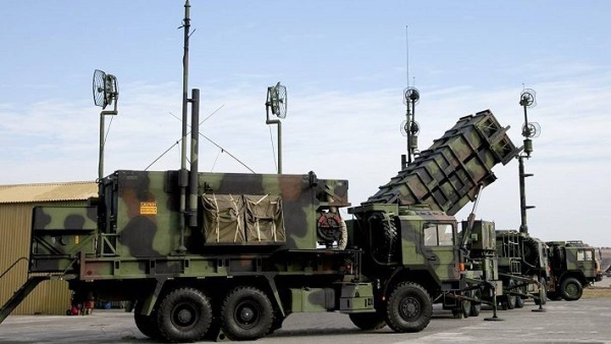 Intracom: Επέκταση της συνεργασίας με τη Raytheon για τους Patriot