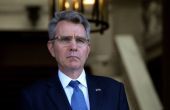Αμερικανός πρέσβης: Οι ΗΠΑ στηρίζουν την ελληνική ανάκαμψη