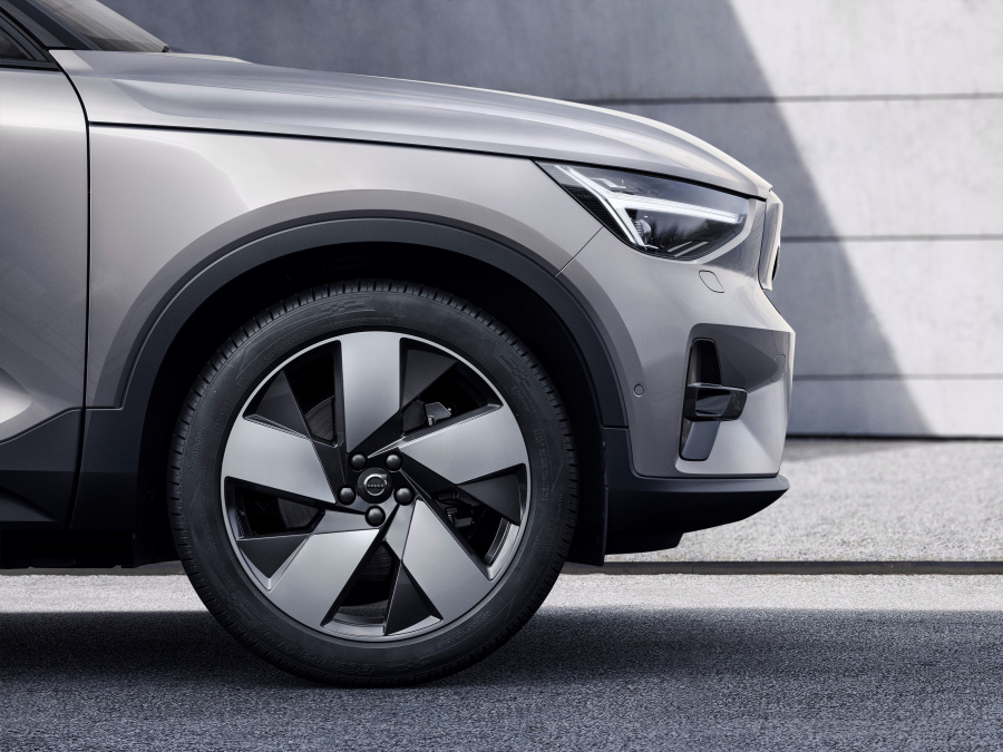 Η Volvo Cars δοκιμάζει νέα τεχνολογία ασύρματης φόρτισης