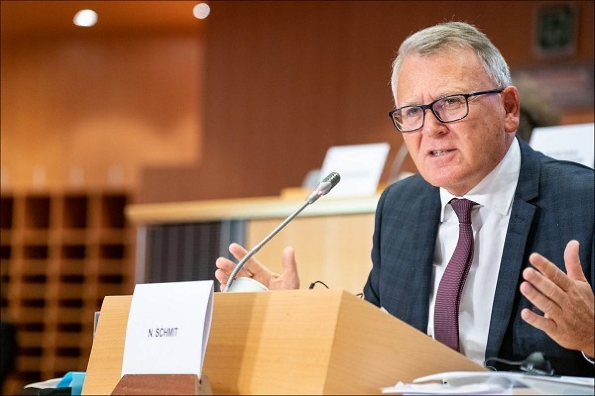 Κομισιόν: Η προστασία της απασχόλησης αποτελεί εθνική αρμοδιότητα
