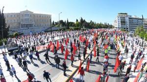 Προς τι ο θαυμασμός για την συγκέντρωση του ΠΑΜΕ;