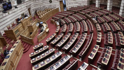 Βουλή: Στην Ολομέλεια για συζήτηση το νομοσχέδιο του υπουργείου Εργασίας