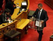 Η Ώρα των Σεναρίων με τις κάλπες να πλησιάζουν