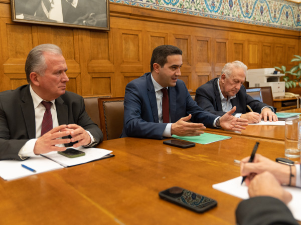 Κατρίνης: Να ξεπαγώσουν οι τριετίες για να υπάρχει μισθολογική εξέλιξη