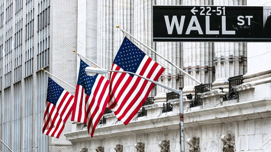 Σταθεροποιητικές τάσεις στη Wall Street μετά την «ψυχρολουσία»