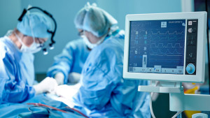 OENΓΕ: Αίτηση στο ΣτΕ για ακύρωση των απογευματινών χειρουργείων
