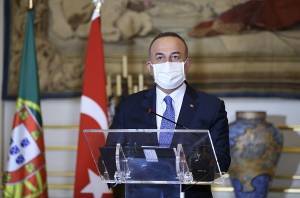 Τσαβούσογλου: Είμαστε έτοιμοι να ξεκινήσουμε διάλογο με την Ελλάδα