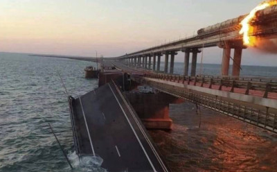 Σύμβουλος Ζελένσκι: Η έκρηξη στη γέφυρα ήταν μόνο η αρχή