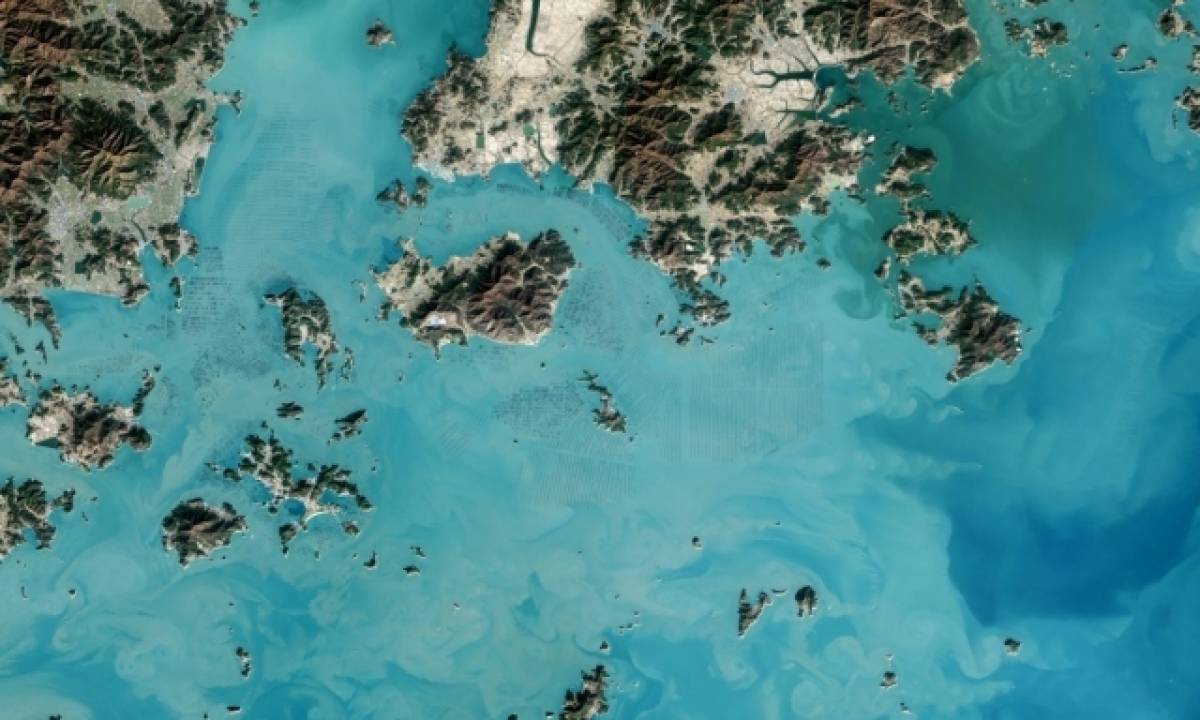 Βλέποντας με τα μάτια ενός δορυφόρου