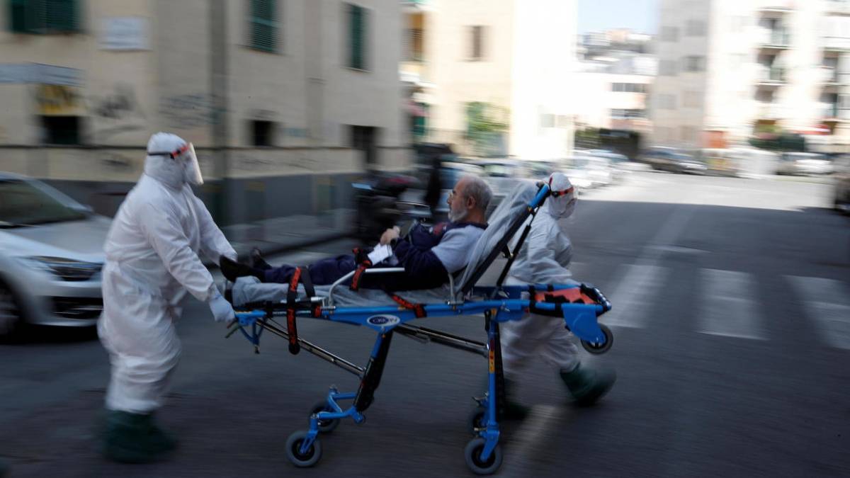 Ιταλία: Μειωμένα τα κρούσματα και οι νεκροί το τελευταίο 24ωρο