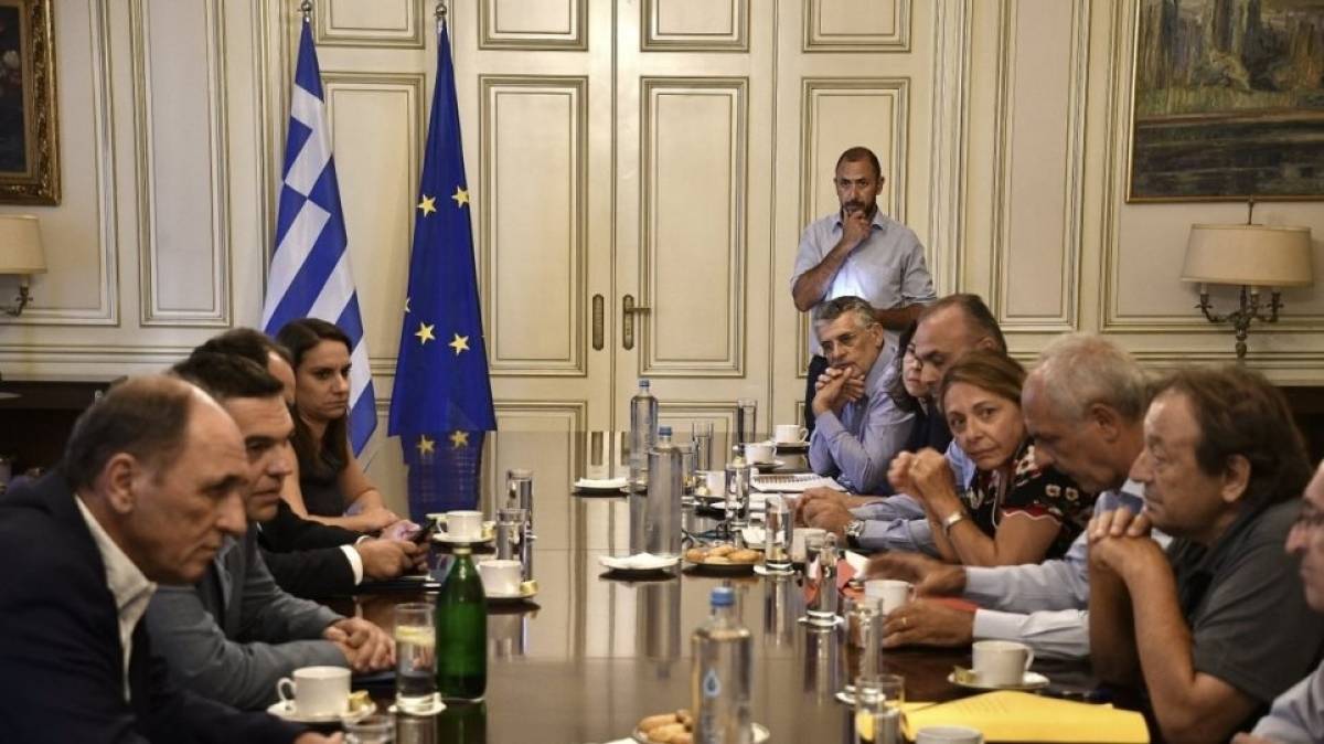 Ο Τσίπρας συνάντησε κατοίκους από Μάτι και Νέο Βουτζά