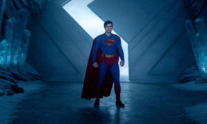 Πρεμιέρες: Οι νέες πτήσεις του «Superman»