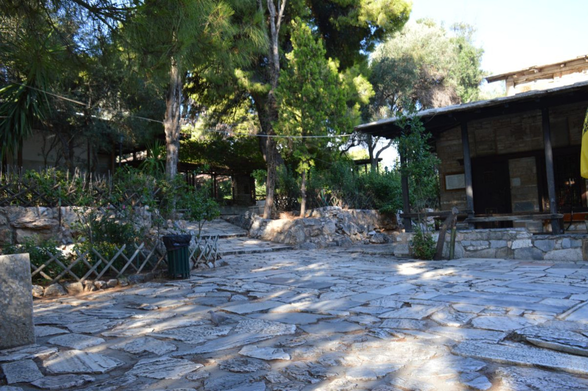 Aποκατάσταση του ιστορικού «Αναπαυτηρίου» του Πικιώνη στον Λόφο του Φιλοπάππου