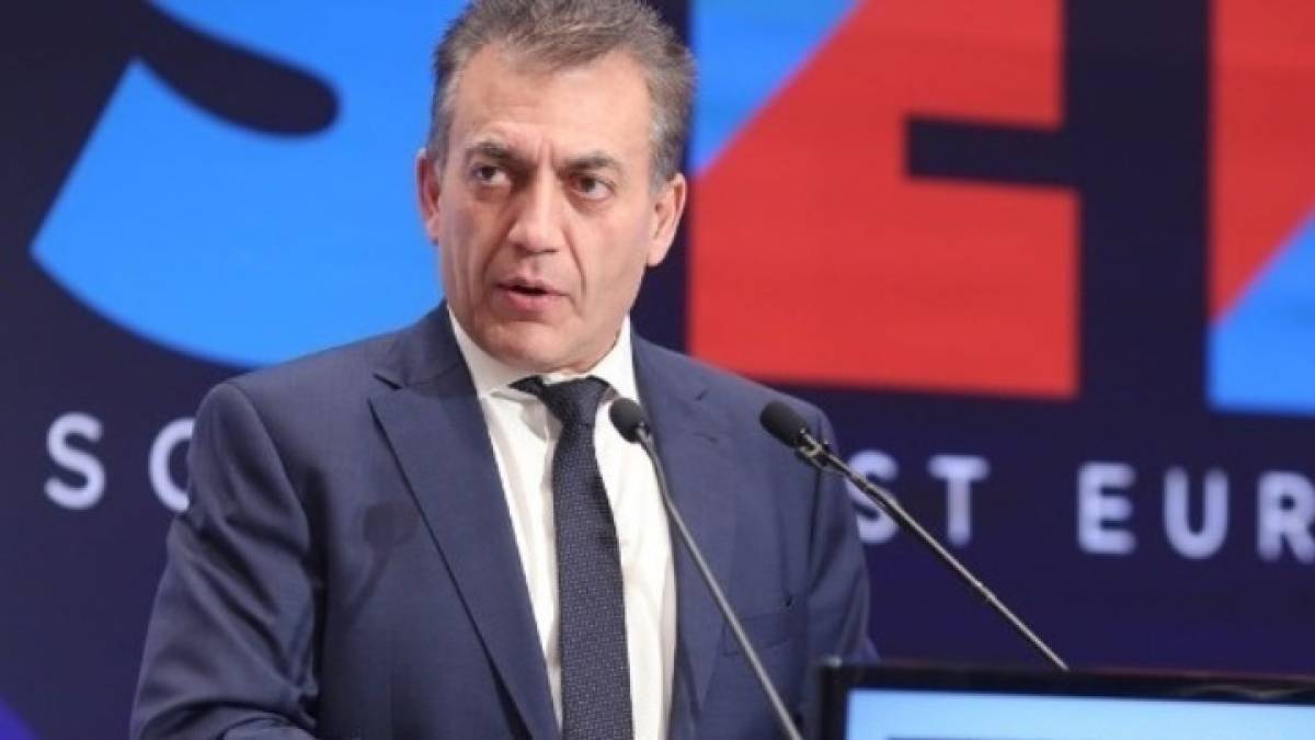 Μαζί με κύριες και επικουρικές συντάξεις θα καταβληθούν τα αναδρομικά