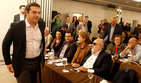 ΣΥΡΙΖΑ: Εξορμήσεις, συμμαχίες και... ανοίγματα ενόψει αυτοδιοικητικών και ευρωεκλογών