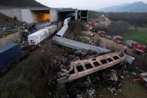 Τέμπη: Οι κατηγορίες με τις οποίες βαρύνεται ο σταθμάρχης