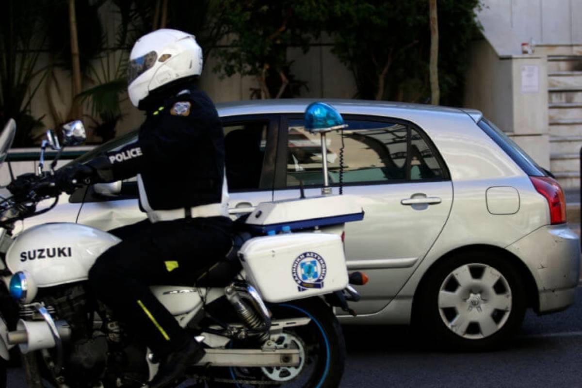 Απόπειρα ληστείας σε τράπεζα στην πλατεία Αττικής