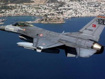 Σειρήνες στο Αιγαίο: 62 παραβιάσεις από τουρκικά μαχητικά