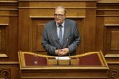 Νέα αποχώρηση από την Ένωση Κεντρώων: Ανεξαρτητοποιήθηκε ο Καρράς