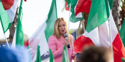 Ιταλία: Κυβέρνηση Μελόνι- Σαλβίνι- Μπερλουσκόνι: Το πρόγραμμα της ακροδεξιάς συμμαχίας