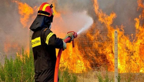 Πυρκαγιά στην Αν.Αττική:Υπό το φόβο των αναζωπυρώσεων για 4η ημέρα