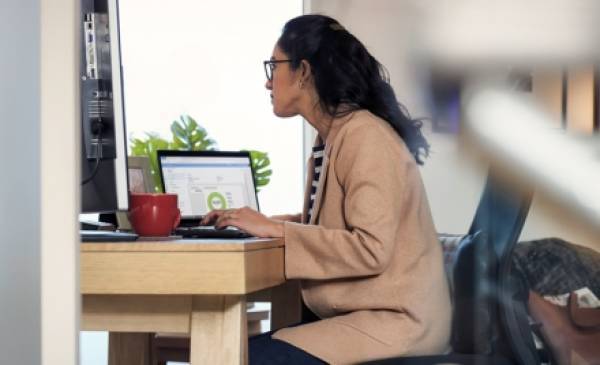 Microsoft: Όσα έχουμε μάθει δουλεύοντας δύο εβδομάδες εξ αποστάσεως